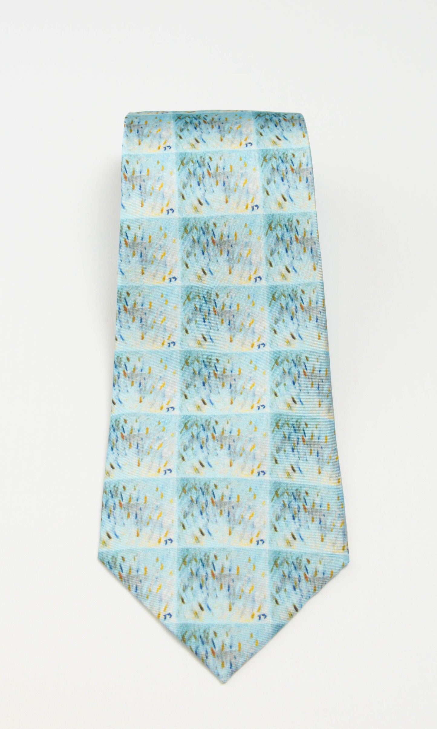 Evergreen Artwork Tie